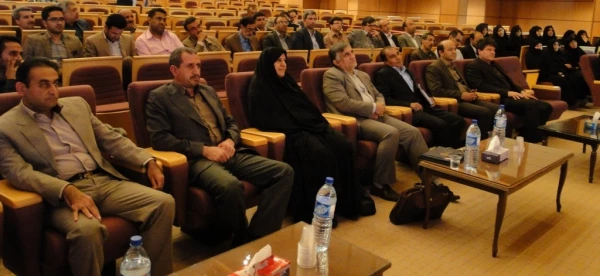 مراسم تکریم ومعارفه سرپرست پردیس خواجه نصیر کرمان با حضور دکتر قنبری معاونت محترم دانشجویی سازمان مرکزی دانشگاه فرهنگیان