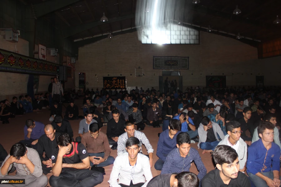 تصاویر عزاداری شنبه شب در پردیس خواجه نصیر