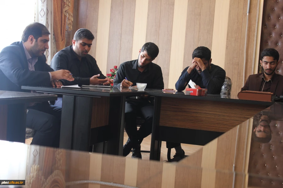 تصاویرجلسه کمیته فرهنگی و اجتماعی پردیس خواجه نصیر