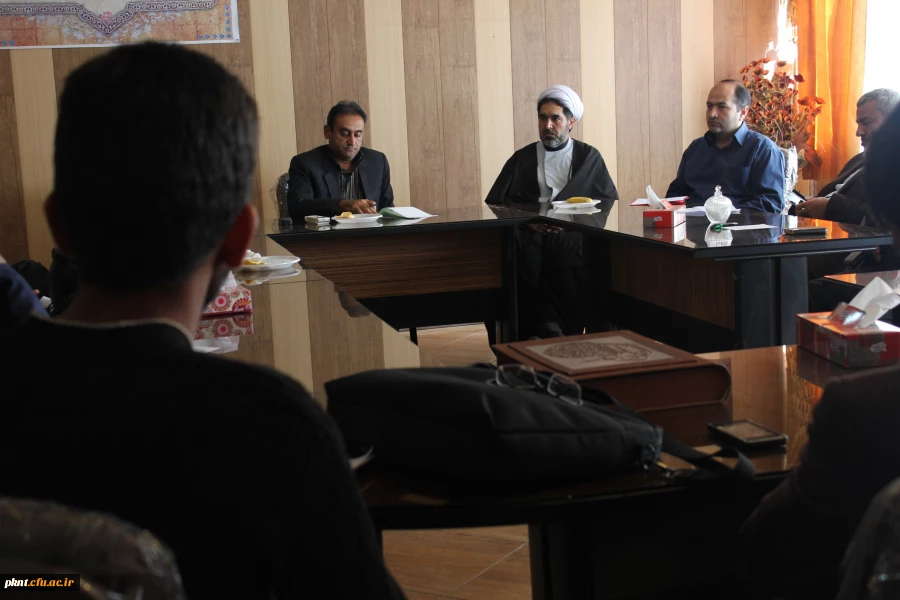 تصاویرجلسه کمیته فرهنگی و اجتماعی پردیس خواجه نصیر