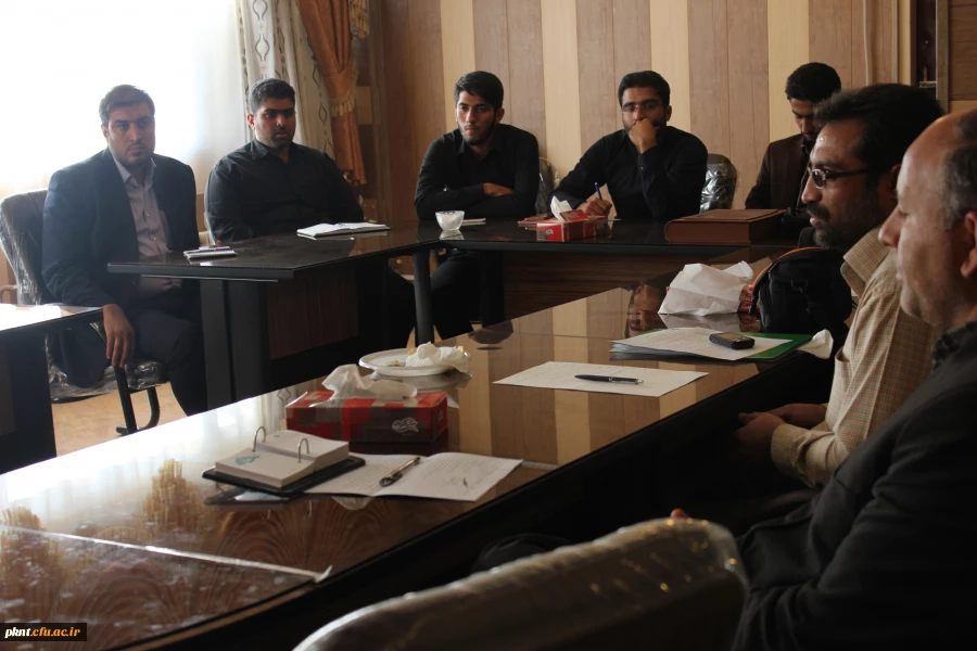 تصاویرجلسه کمیته فرهنگی و اجتماعی پردیس خواجه نصیر