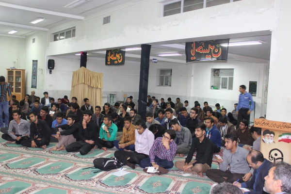 تصاویر دیدار مسئولان پردیس خواجه نصیر با دانشجویان