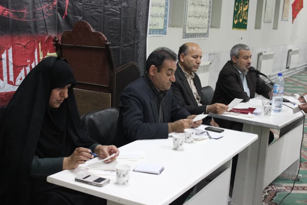 تصاویر دیدار مسئولان پردیس خواجه نصیر با دانشجویان