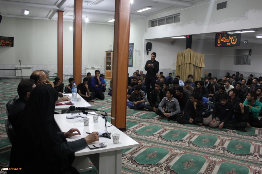 تصاویر دیدار مسئولان پردیس خواجه نصیر با دانشجویان