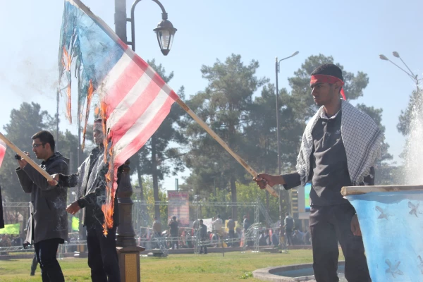 تصاویر مراسم روز 13 آبان