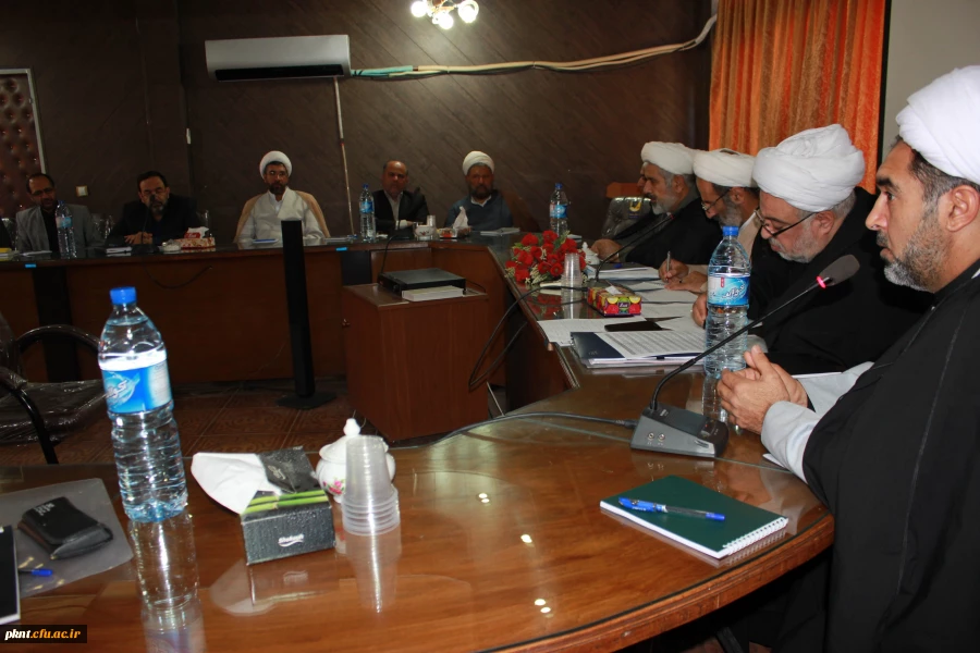 تصاویر جلسه گروه های معارف  در پردیس خواجه نصیرالدین طوسی