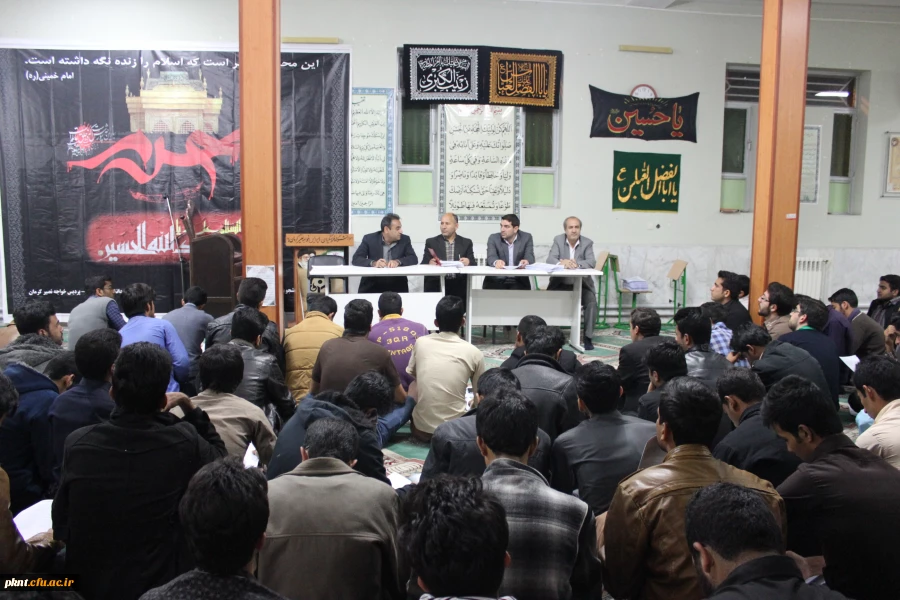 تصاویر دیدار مسئولان پردیس با دانشجویان