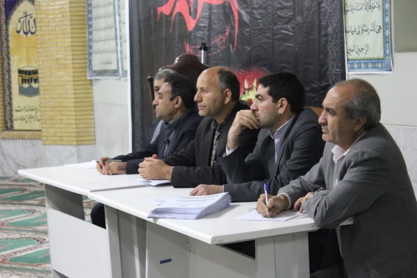 تصاویر دیدار مسئولان پردیس با دانشجویان