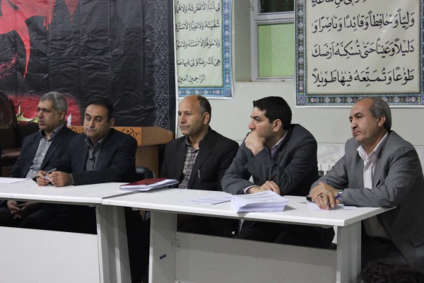 تصاویر دیدار مسئولان پردیس با دانشجویان