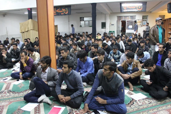 تصاویر دیدار مسئولان پردیس با دانشجویان