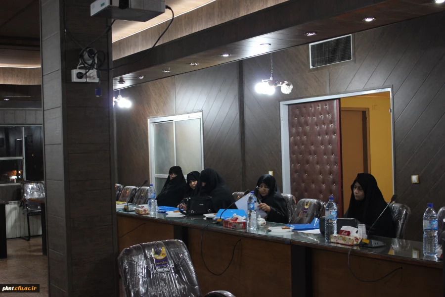 تصاویر جلسه گروه های معارف اسلامی در پردیس خواجه نصیر