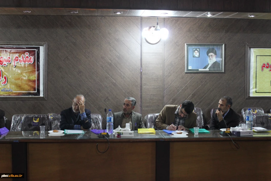 تصاویر جلسه گروه های معارف اسلامی در پردیس خواجه نصیر