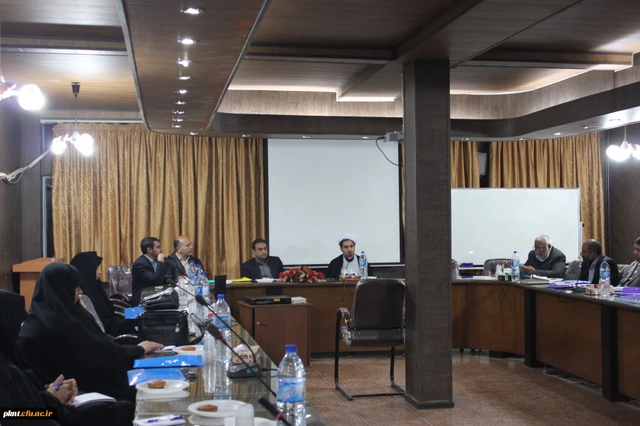 تصاویر جلسه گروه های معارف اسلامی در پردیس خواجه نصیر