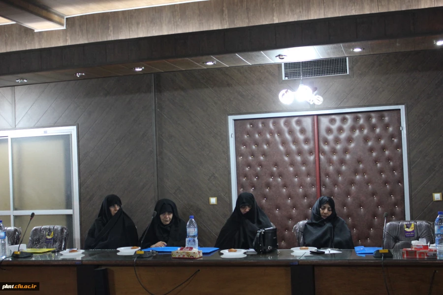 تصاویر جلسه گروه های معارف اسلامی در پردیس خواجه نصیر