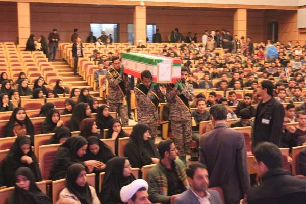 تصاویر چهارمین یادواره شهدای دانشجو معلم