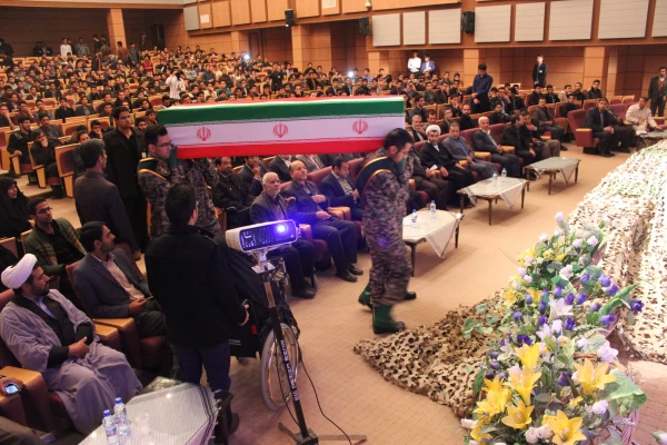 تصاویر چهارمین یادواره شهدای دانشجو معلم