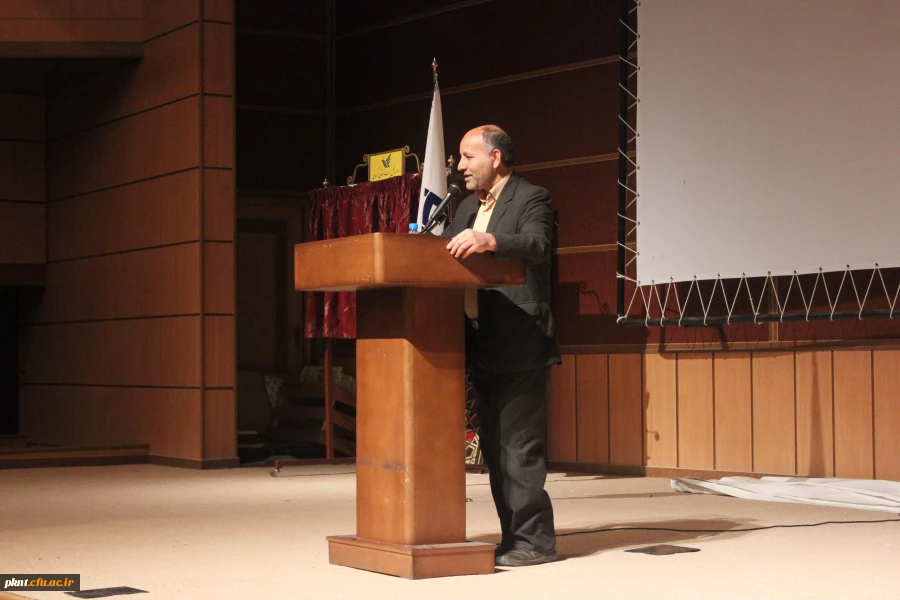 تصاویر دیدار صمیمانه مسئولان پردیس خواجه نصیرالدین طوسی با دانشجویان کارشناسی ناپیوسته