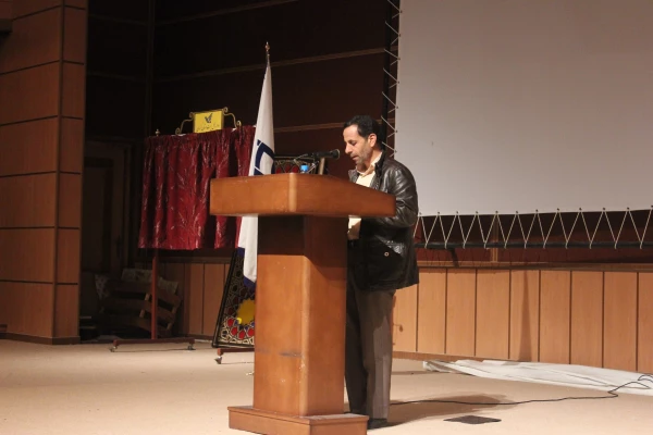 تصاویر دیدار صمیمانه مسئولان پردیس خواجه نصیرالدین طوسی با دانشجویان کارشناسی ناپیوسته