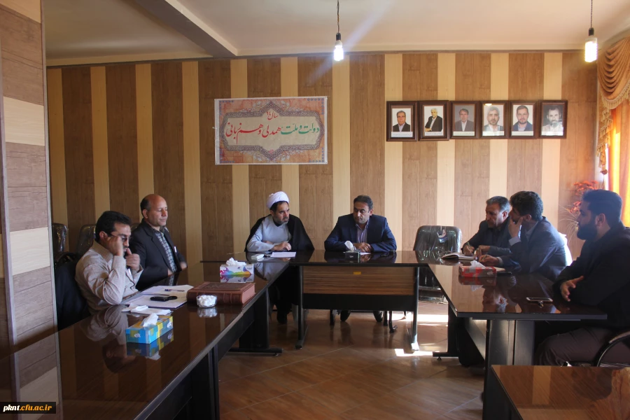 تصاویر جلسه کمیته فرهنگی پردیس