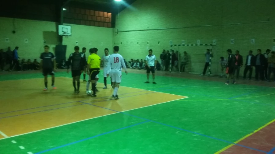 جدول و تصاویر مسابقات فوتسال جام شهید عبدالله زاده