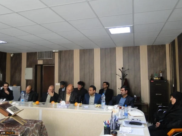 نشست صمیمی و هم اندیشی دکتر محسن بیگی مدیرکل آموزش و پرورش با مسئولین پردیس های دانشگاه فرهنگیان استان کرمان