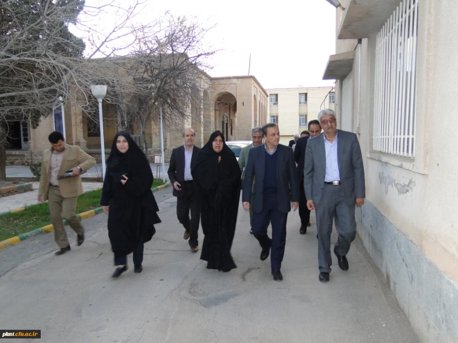 بازدید استاندار کرمان از پردیس شهید باهنر کرمان 6