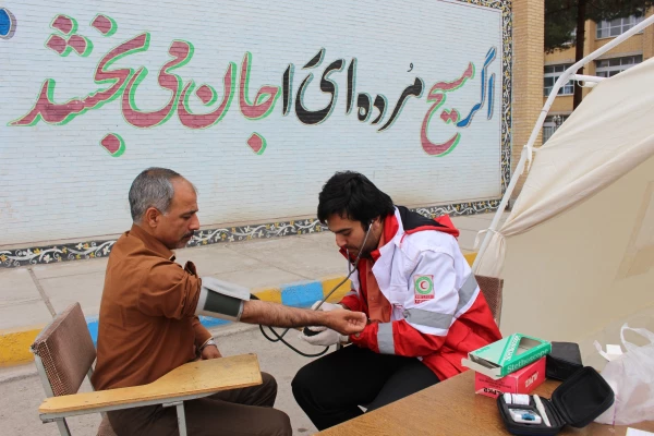 تصاویر غربالگری قند و فشار خون