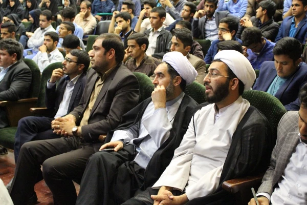 تصاویر کرسی آزاد اندیشی