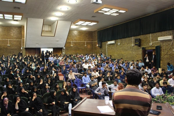 تصاویر کرسی آزاد اندیشی