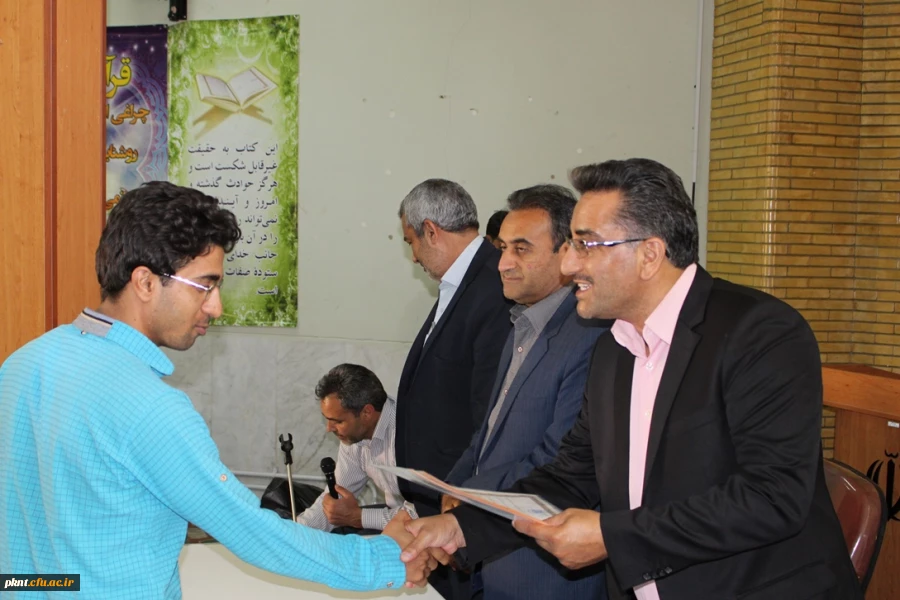 تصاویر تقدیر از دانشجویان نمونه خوابگاهی