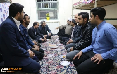 دکتر توان در جلسه هم اندیشی و پرسش و پاسخ دانشجویی پردیس خواجه نصیر الدین طوسی (برادران) دانشگاه فرهنگیان استان کرمان:
وظیفه ما مسئولین دانشگاه خدمتگذاری به دانشجو معلمان می باشد ضمن اینکه باید به مسئولیت خود دید وجدانی و دینی داده و با سعه صدر پذیرای انتقادات و پیشنهادات دانشجویان باشیم.