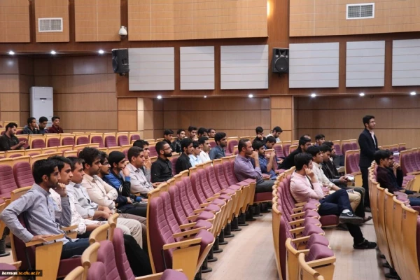 جلسه هم اندیشی و پرسش و پاسخ دانشجویی پردیس خواجه نصیر الدین طوسی