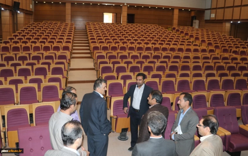 بازدید علاءالدین کیا از سالن همایش ها