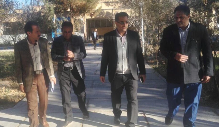 بازدید مشهدی رئیس اداره سراهای دانشجویی و همراهان از خوابگاه ها و سلف سرویس دانشگاه فرهنگیان استان کرمان 20 آذرماه 96