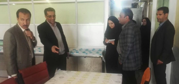 بازدید مشهدی رئیس اداره سراهای دانشجویی و همراهان از خوابگاه ها و سلف سرویس دانشگاه فرهنگیان استان کرمان 20 آذرماه 96