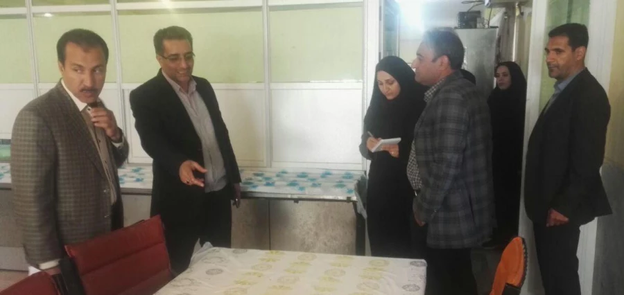 بازدید مشهدی رئیس اداره سراهای دانشجویی و همراهان از خوابگاه ها و سلف سرویس دانشگاه فرهنگیان استان کرمان 20 آذرماه 96
