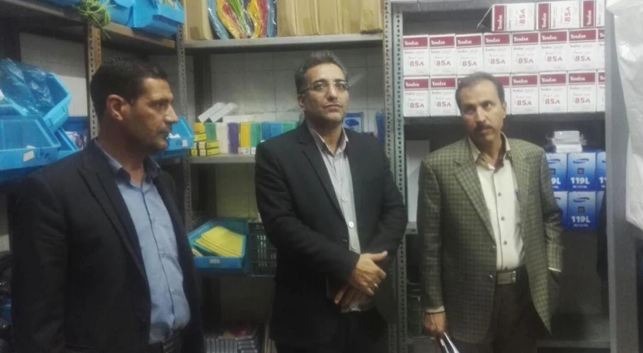 بازدید مشهدی رئیس اداره سراهای دانشجویی و همراهان از خوابگاه ها و سلف سرویس دانشگاه فرهنگیان استان کرمان 20 آذرماه 96