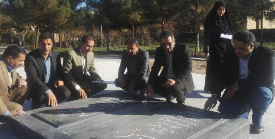 بازدید مشهدی رئیس اداره سراهای دانشجویی و همراهان از خوابگاه ها و سلف سرویس دانشگاه فرهنگیان استان کرمان 20 آذرماه 96