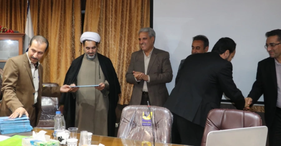 آئین اختتامیه سومین نشست مشورتی نمایندگان سرپرستان مناطق ده گانه کشوری 21 آذرماه 96