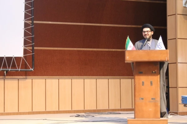 آئین گرامیداشت روز دانشجو و تجلیل از دانشجو معلمان برتر