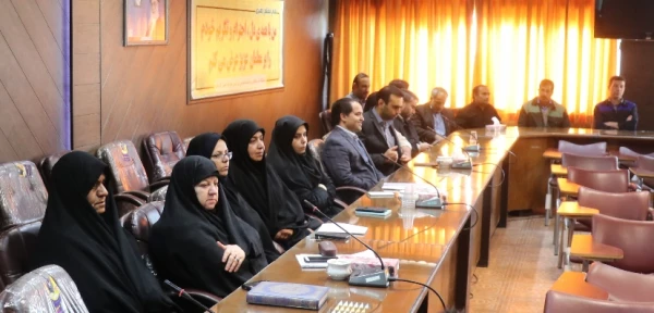 نشست صمیمی کارکنان مدیریت امور پردیس های استان و پردیس خواجه نصیرالدین طوسی