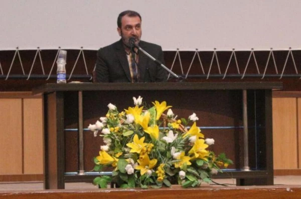 مراسم شب شعر و روایتگری «حماسه یاران»