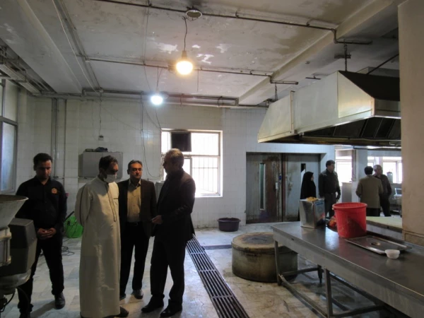 بازدید از آشپزخانه و سلف سرویس پردیس