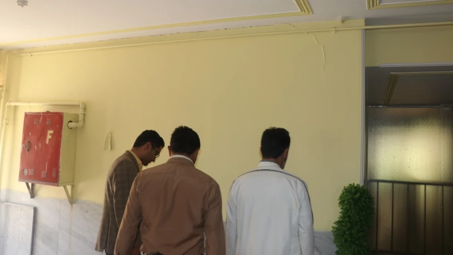 ترک خوردگی ساختمان های پردیس خواجه نصیرالدین طوسی در اثر زلزله