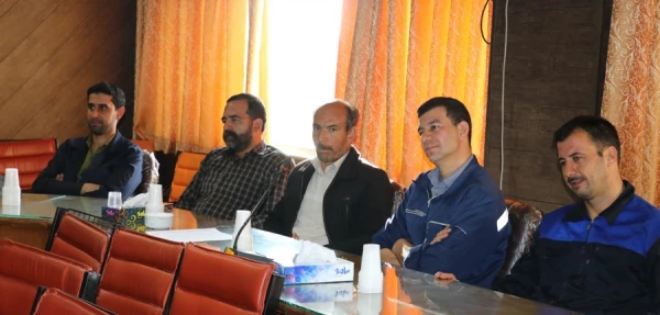 جلسه شورای اداری پردیس خواجه نصیرالدین طوسی