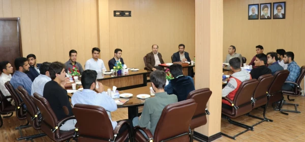 اولین جلسه هم اندیشی دبیران و مسئولان تشکل ها، کانون ها و انجمن های دانشجویی پردیس خواجه نصیر
