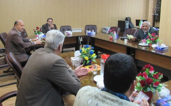 جلسه هم اندیشی و تقدیر از مدیران گروه های آموزشی پردیس