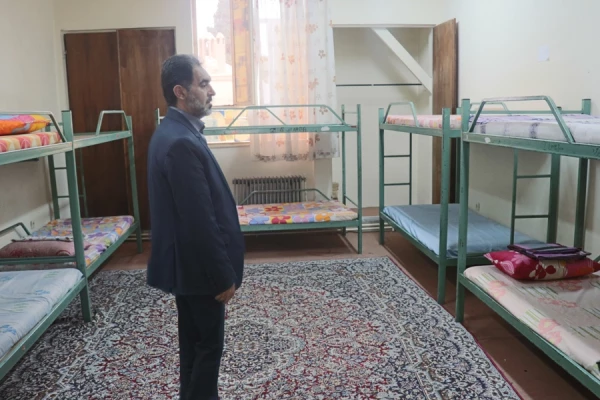 بازدید سرزده دکتر توان از پایگاه های اسکان نوروزی دانشگاه