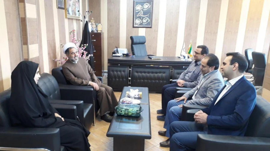 حضور همکاران مدیریت استانی و پردیس خواجه نصیرالدین طوسی در دفتر دکتر توان جهت تبریک سال جدید