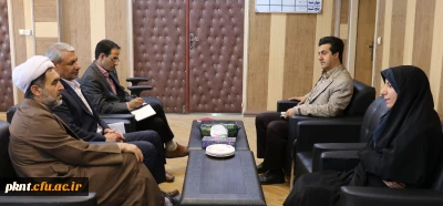 خانم جهانگیری مدیر مرکز آموزش و پژوهش های توسعه آینده نگری استانداری کرمان:
در آموزش معلمین باید از روش های نوین و به روز دنیا استفاده شود.